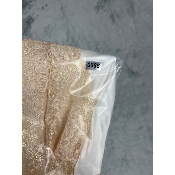 Victorias Secret Lace and Satin Slip Dress Large White Cream Fairy Grunge Dainty - Picture 16 of 16